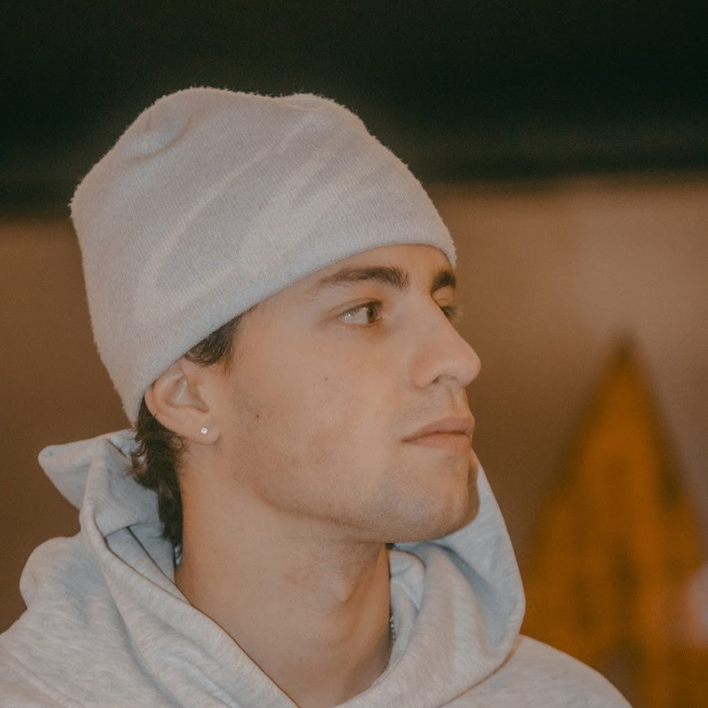 003 Graphic Beanie - Cloud Grey